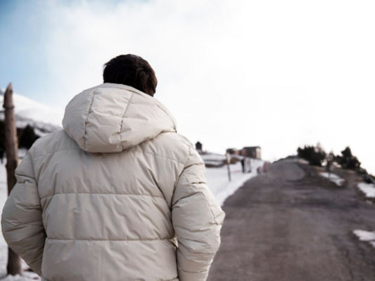 Top 10 Winter Jacket Features to Stay Warm in Snow & Ice